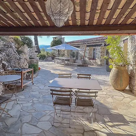Villa 06roche Nizza